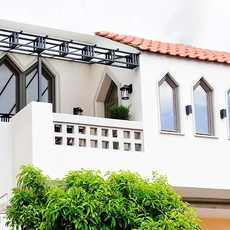 Plinthos Apartment *