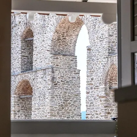 Apartment Plinthos *